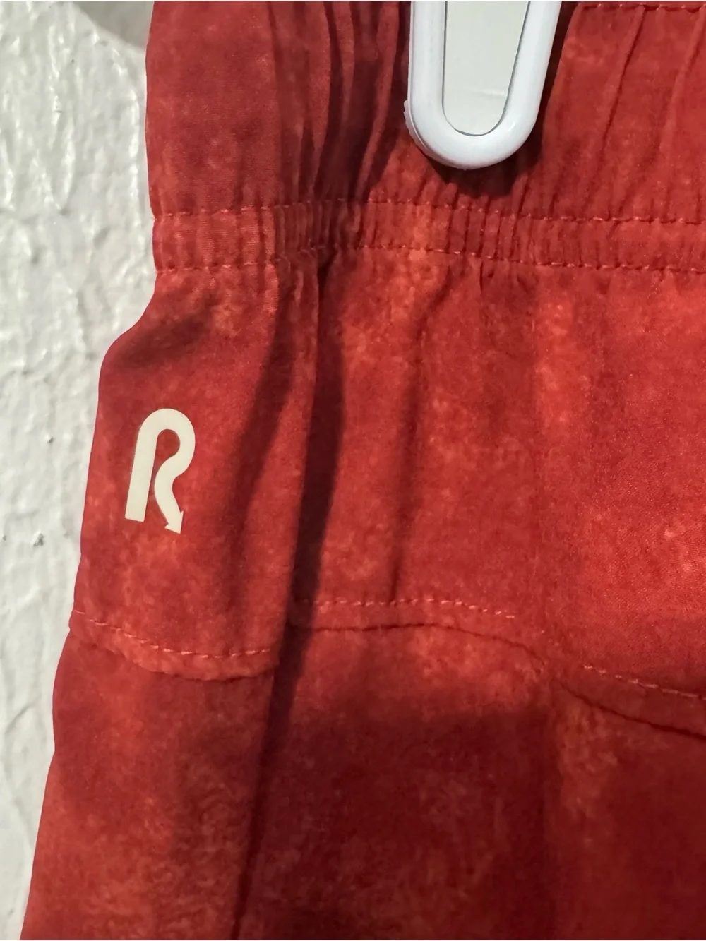 Right Of Way R.O.W. Men’s Medium Casual Athletic Shorts 6” Red Marble EUC - Picture 5 of 9